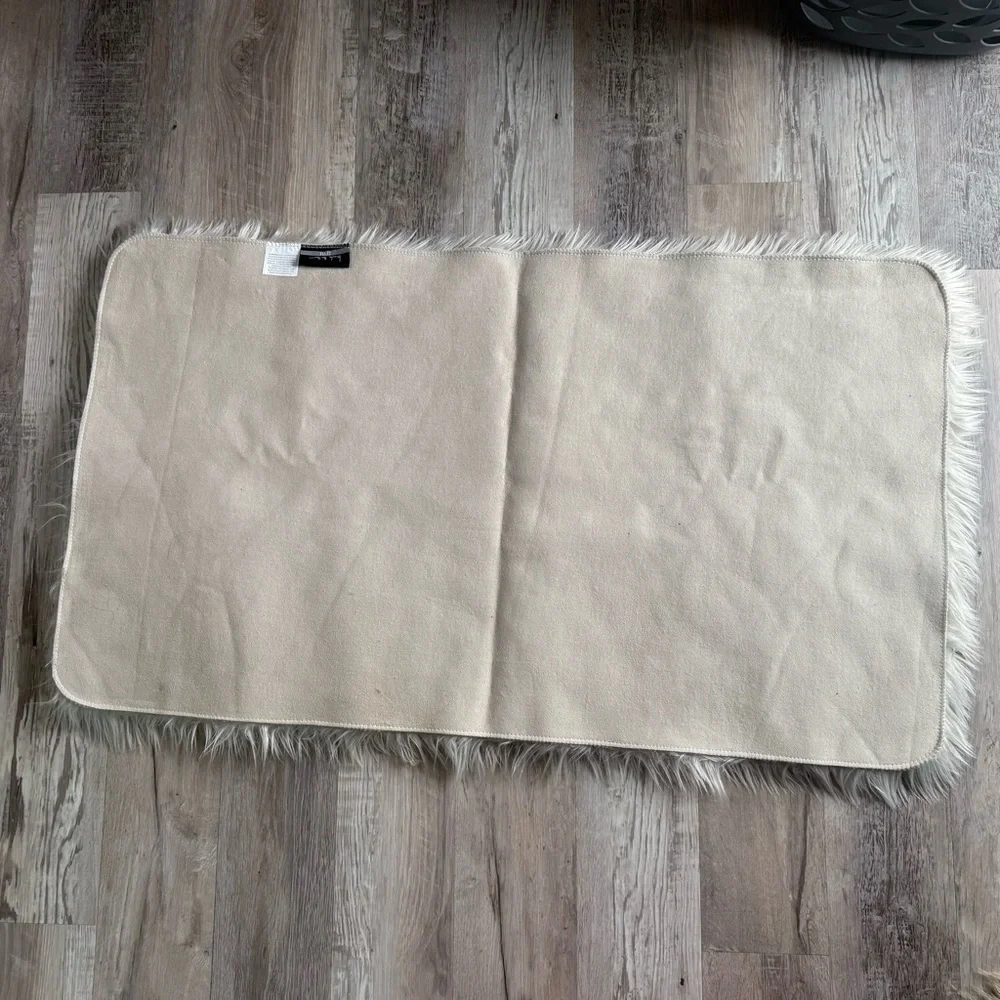 Nicole Miller Gray Faux Fur Decorative Accent Rug Set Of Two